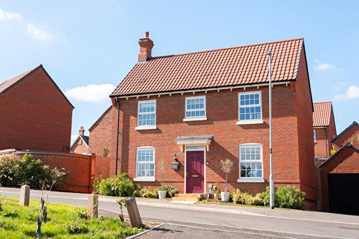 3 Bedroom Detached House For Sale In Blackhorse Drive, Market Harborough, LE16