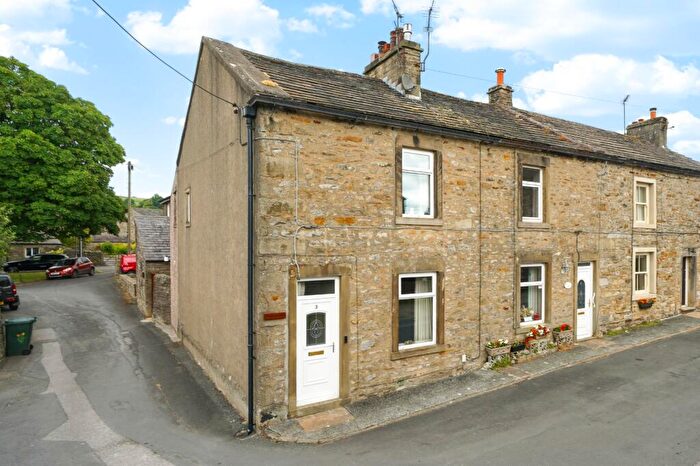 2 Bedroom End Of Terrace House For Sale In Greenbank, Long Preston, Skipton, North Yorkshire, BD23
