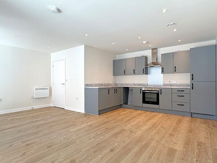 1 Bedroom Flat For Sale In Estella Heights, Henley Approach, Northfleet, DA11