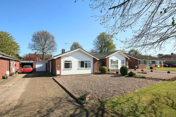 2 Bedroom Detached Bungalow For Sale In Elizabeth Avenue, Newmarket, CB8