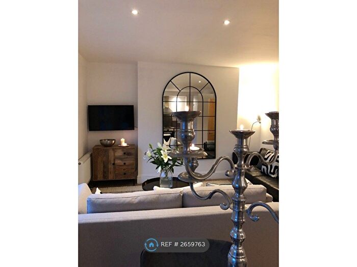 1 Bedroom Flat To Rent In West Kensington, London, W14