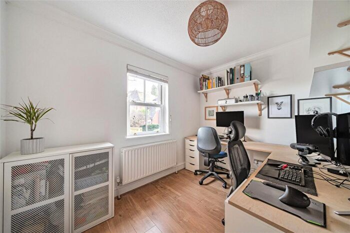 3 Bedroom Detached House For Sale In College Lane, Woking, Surrey, GU22