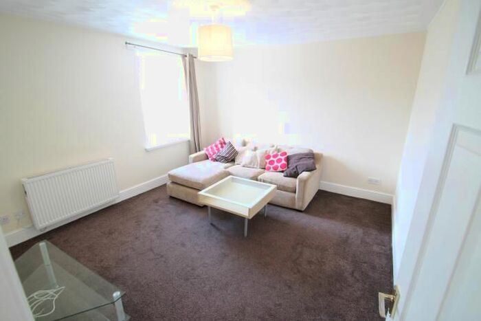 2 Bedroom Flat To Rent In Ann Street, Dundee, DD3