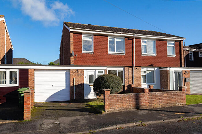 3 Bedroom Semi Detached House For Sale In Ambleside Drive, Yazor Road, Hereford, HR4
