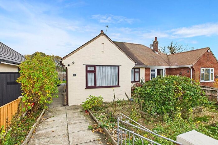 2 Bedroom Semi-Detached Bungalow For Sale In Moor Avenue, Penwortham, PR1