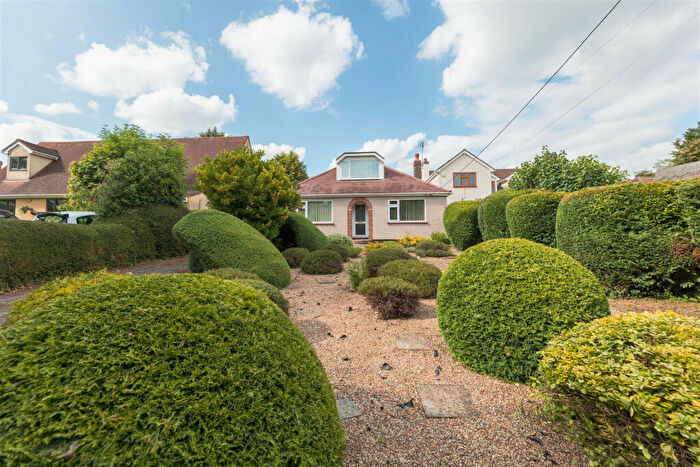3 Bedroom Detached Bungalow For Sale In Conduit Lane, Woodham Mortimer, CM9