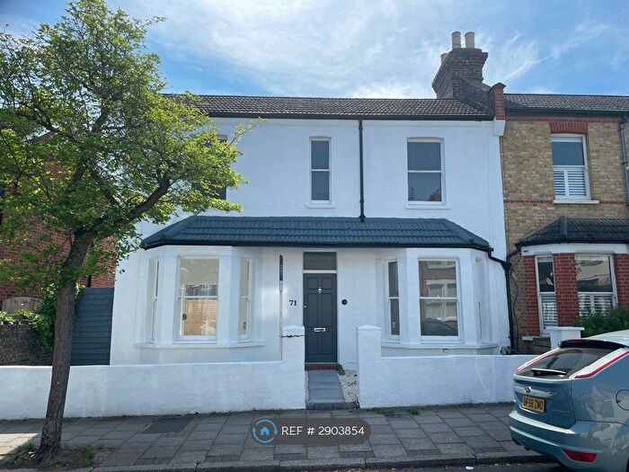 3 Bedroom End Of Terrace House To Rent In Blandford Road, Beckenham, BR3