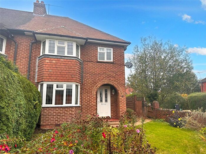 3 Bedroom Semi-Detached House To Rent In Hale Road, Farnham, Surrey, GU9