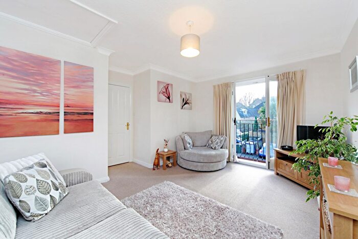 1 Bedroom Terraced House To Rent In Alfred Close, Chiswick, London, W4