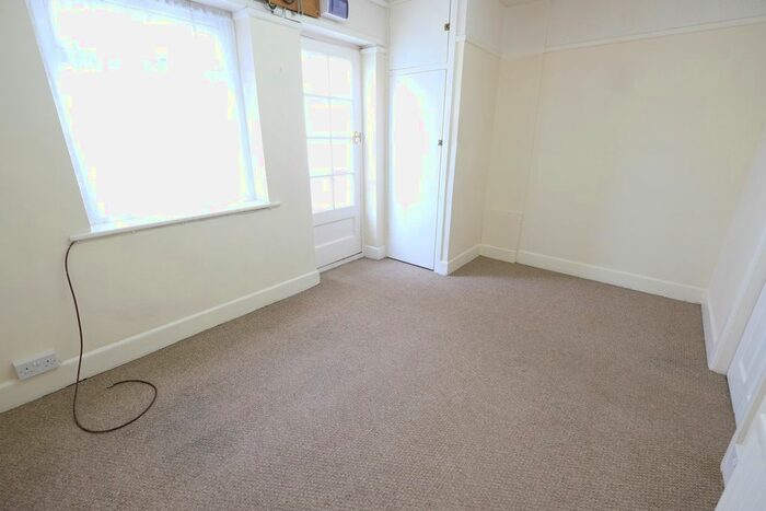 2 Bedroom Terraced House For Sale In Ewell Way, Southampton, SO40