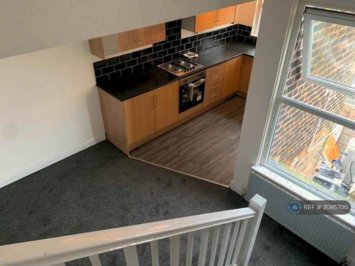 1 Bedroom Flat To Rent In Kremlin Drive, Liverpool, L13