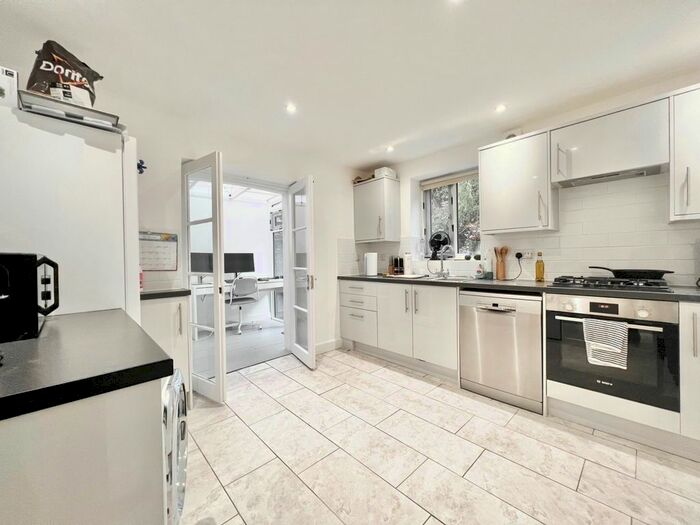 1 Bedroom Flat To Rent In Shirland Road, W9