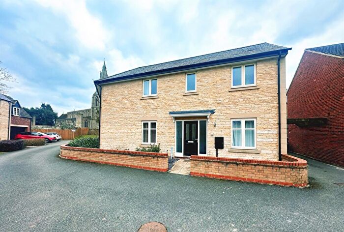 3 Bedroom Semi-Detached House For Sale In St. Marys Lane, Warmington, Peterborough, PE8