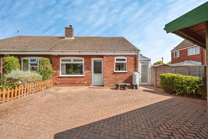 2 Bedroom Semi-Detached Bungalow For Sale In Chapel Close, Reepham, Norwich, NR10
