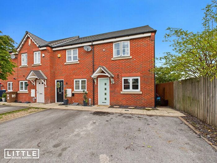 2 Bedroom Town House For Sale In Deerfield Close, St. Helens, WA9