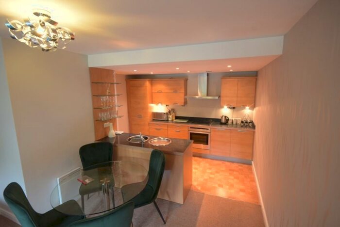 2 Bedroom Ground Flat To Rent In Fairways Court, Gateshead, NE8