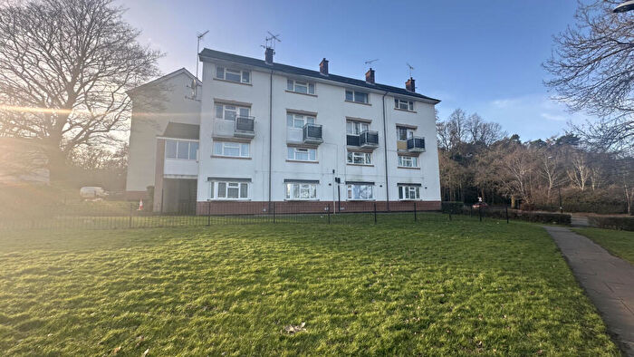 2 Bedroom Flat For Sale In Gravel Hill, CV4