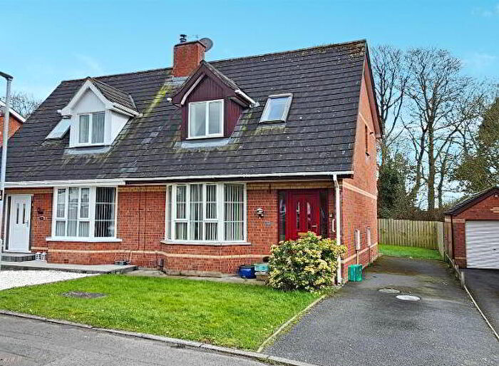 3 Bedroom Semi-Detached House For Sale In Woodlawn Avenue, Carrickfergus, BT38