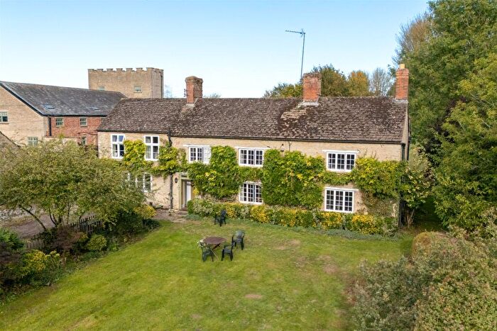 5 Bedroom Detached House To Rent In Cherry Street, Stratton Audley, Bicester, Oxfordshire, OX27