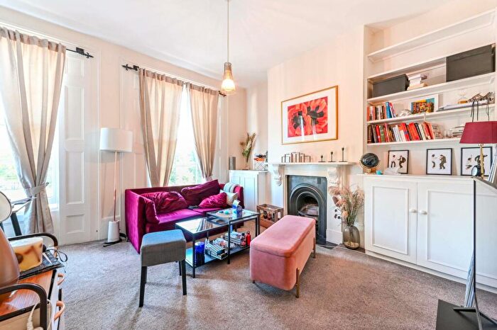 1 Bedroom Flat To Rent In Mildmay Road, Islington, London, N1