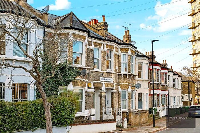 3 Bedroom Terraced House To Rent In Strathleven Road, London, SW2