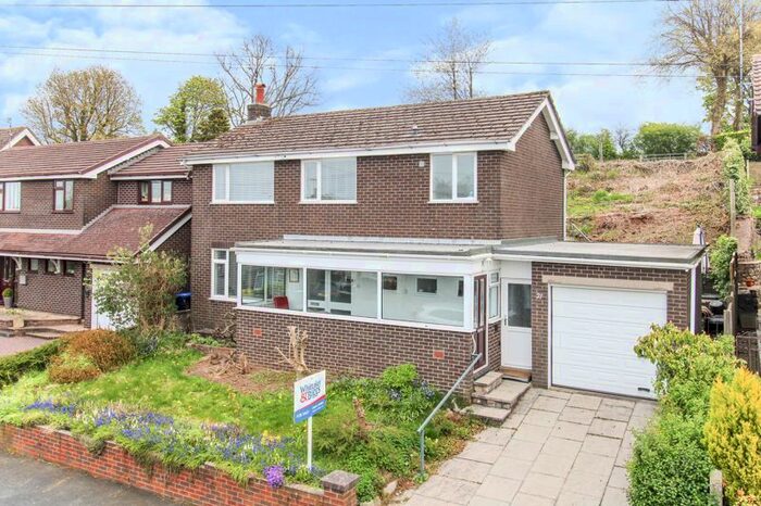 3 Bedroom Detached House For Sale In Meadow Avenue, Wetley Rocks, Staffordshire, ST9