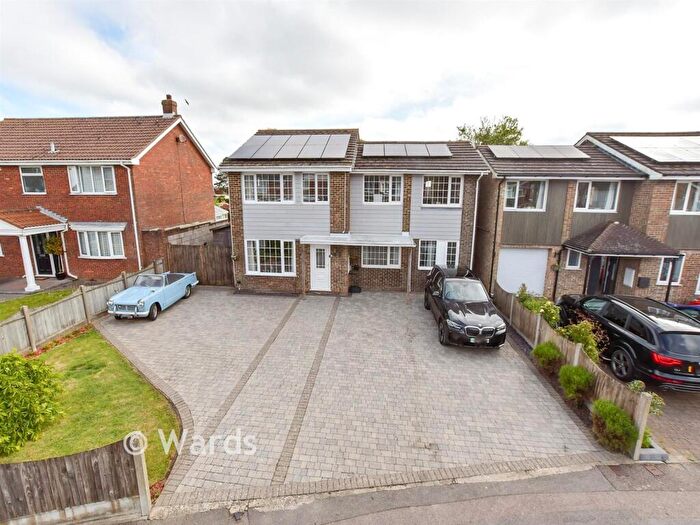 6 Bedroom Detached House For Sale In Newlands, Whitfield, Dover, Kent, CT16