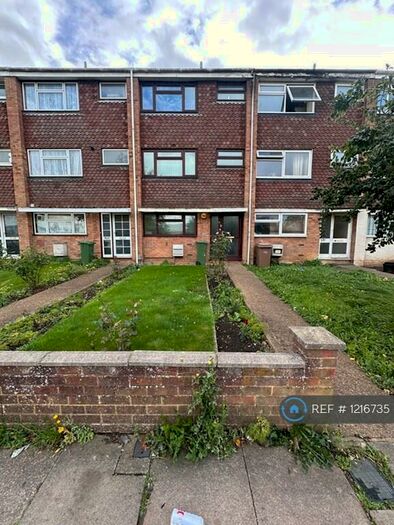 4 Bedroom Terraced House To Rent In Dallow Road, Luton, LU1