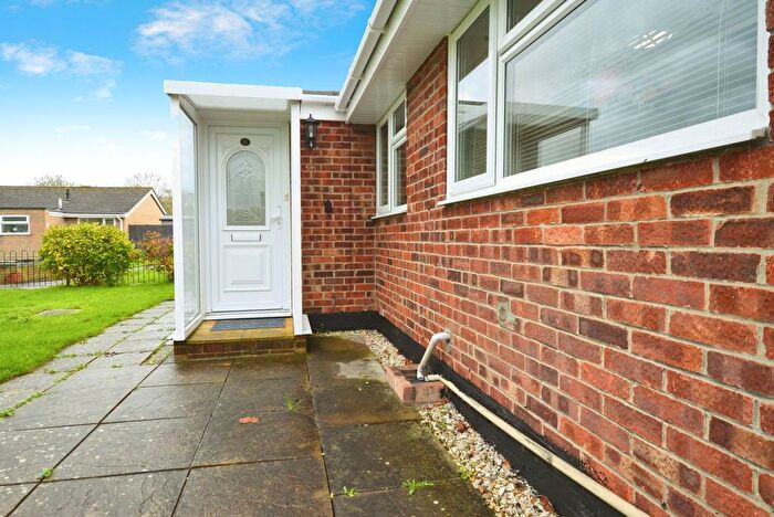 3 Bedroom Bungalow For Sale In Uppark Way, Felpham, West Sussex, PO22