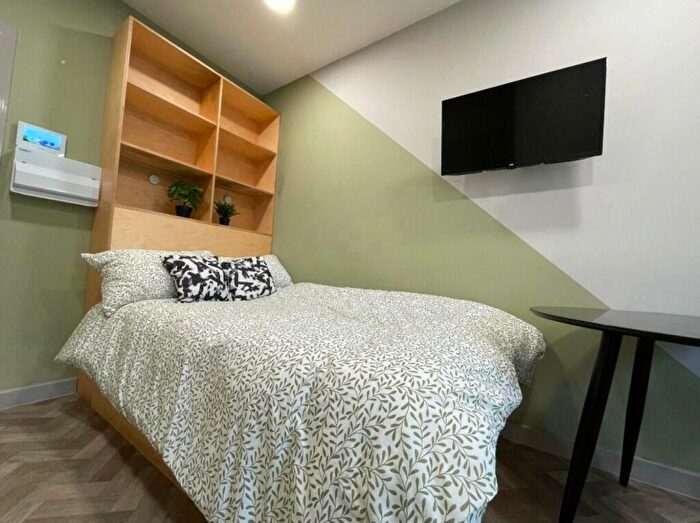 3 Bedroom Flat To Rent In Pearl Assurance House, Friar Lane, Nottingham, NG1