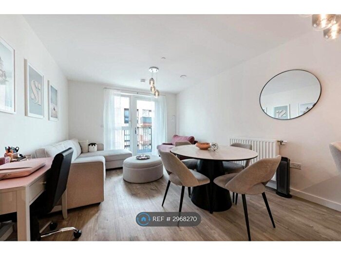 1 Bedroom Flat To Rent In North Woolwich Road, London, E16