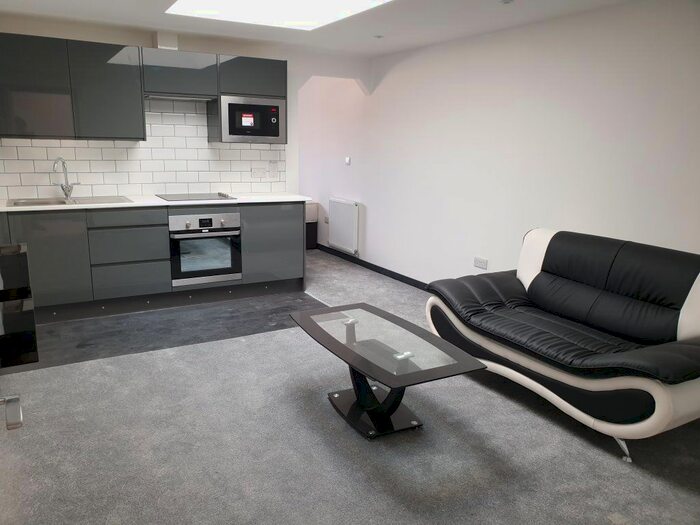 1 Bedroom Flat To Rent In Hubert Road, Selly Oak, Birmingham, B29