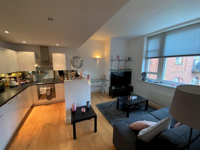 1 Bedroom Apartment To Rent In Dock Street, Leeds, LS10