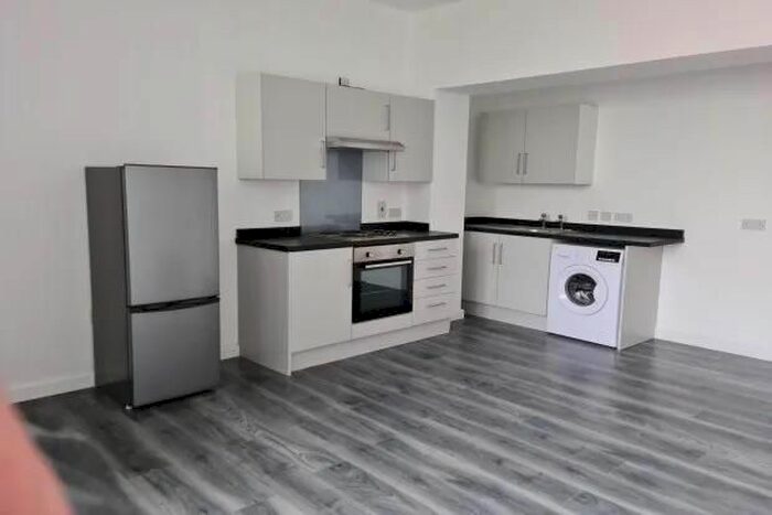 2 Bedroom Flat To Rent In Salisbury Road, Smethwick, B66