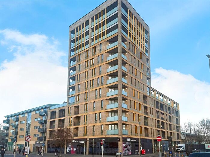 2 Bedroom Flat For Sale In Prince Georges Road, Colliers Wood, SW19