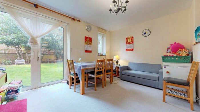 2 Bedroom Flat To Rent In Grange Grove, London, N1