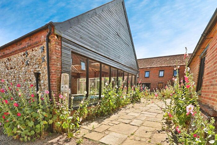 2 Bedroom Barn Conversion For Sale In Swaffham Road, Toftrees, Fakenham, NR21