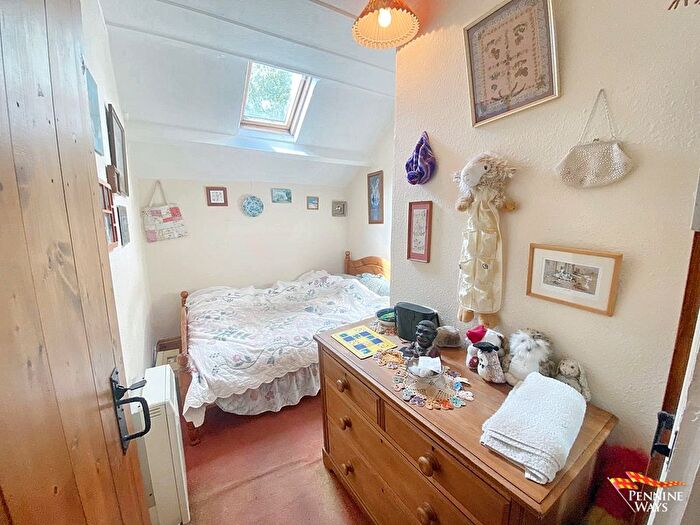2 Bedroom Cottage For Sale In Pennine Road, Halton Lea Gate, CA8