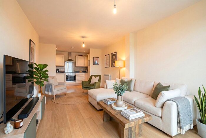 2 Bedroom Flat To Rent In The Junction, Grays Place, Slough, Berkshire, SL2