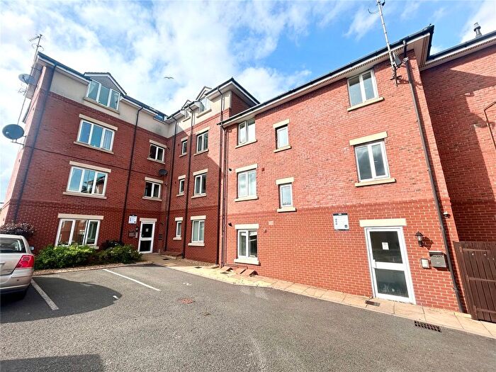 2 Bedroom Flat For Sale In Trent Road, Nuneaton, Warwickshire, CV11