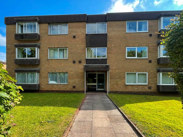 2 Bedroom Flat To Rent In Bowood, Harford Drive, Frenchay, Bristol, BS16