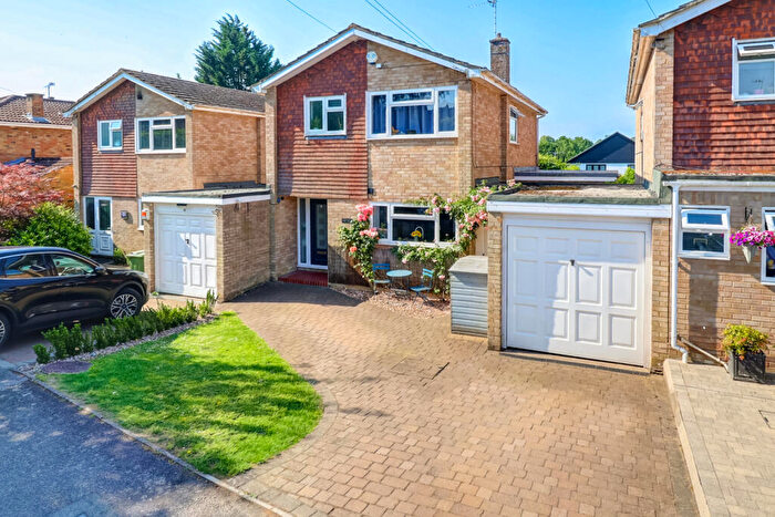 3 Bedroom Detached House For Sale In St. Margarets Grove, Great Kingshill, High Wycombe, Buckinghamshire, HP15
