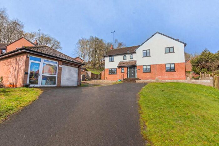 5 Bedroom Detached House For Sale In Foot Mill Crescent, Shawclough, Rochdale, OL12