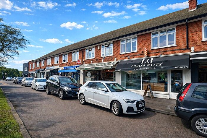 2 Bedroom Flat To Rent In Station Road, Stoke D'abernon, Cobham, Surrey, KT11