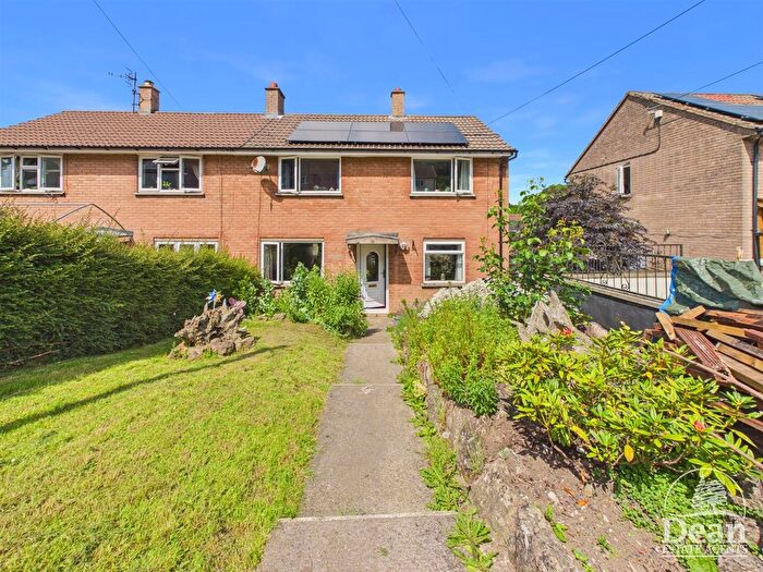 3 Bedroom Semi Detached House For Sale In Woodland Rise, Parkend, Lydney, GL15