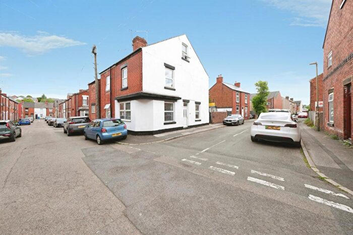 3 Bedroom Semi Detached House For Sale In Bank Street, Chesterfield, S40