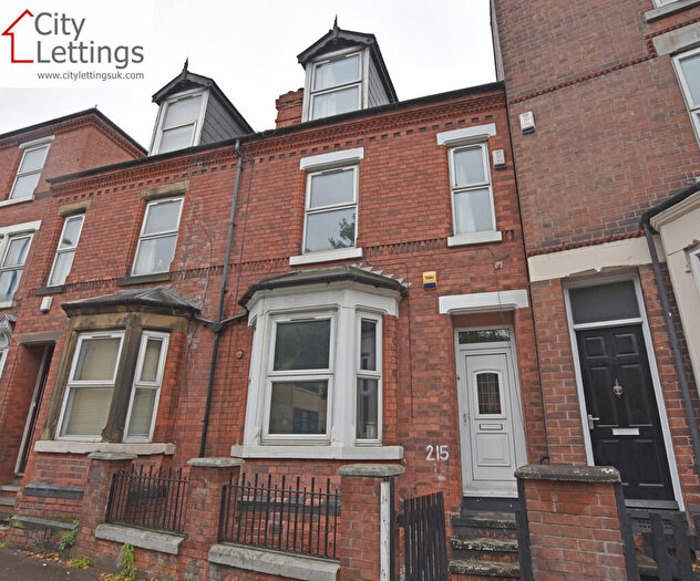 4 Bedroom Terraced House To Rent In Castle Boulevard, Lenton, NG7