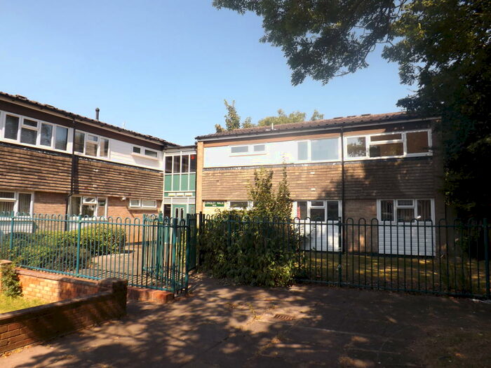 3 Bedroom Flat To Rent In Longley Walk, Chelmsley Wood, B37