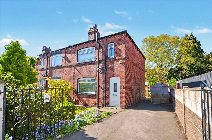 3 Bedroom End Terrace House For Sale In Cross Flatts Street, Leeds, West Yorkshire, LS11