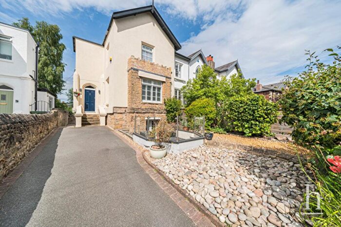 3 Bedroom End Of Terrace House For Sale In Victoria Mount, Oxton, CH43